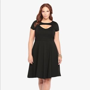 Torrid Keyhole Skater Dress Size: 4 Color: Black